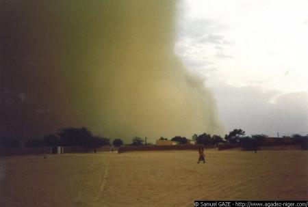 TEMPETE DE SABLE