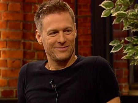 BIOGRAPHIE DE BRYAN ADAMS