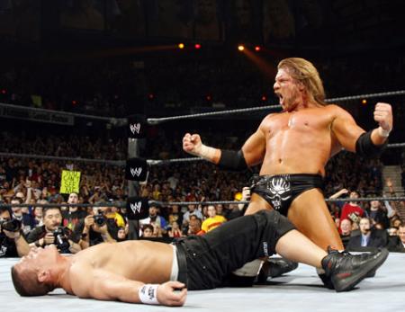 TRIPLE H VS CENA A WRESTLEMANIA